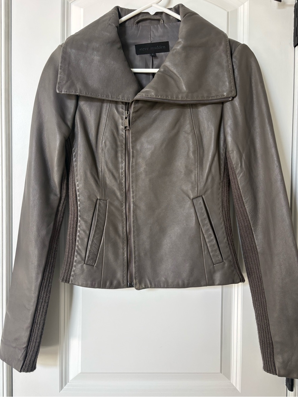 Steve Madden Women's Grey Leather Zip Jacket w/Stretch Sweater Panels S